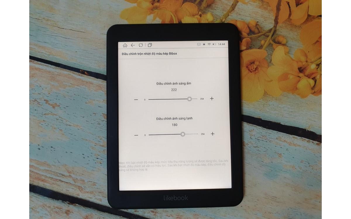 Bibox việt hóa thành công ứng dụng điều chỉnh ánh sáng kép trên Máy đọc sách Likebook